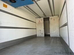 MERCEDES-BENZ ATEGO 1527 L Kühlkoffer 8 m LBW 1,5 T*NL 7 T