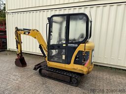 CATERPILLAR 301.8C / 2010 BJ / 3.008 H