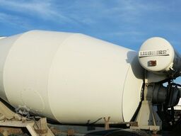 MERCEDES-BENZ 3240 B Actros 8x4, Liebherr HTM904, 9m³