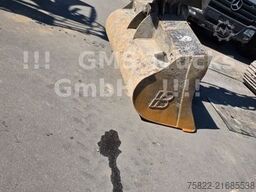 KOBELCO 210 NLC / Oil Quick SW 2 Löffel