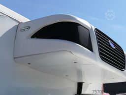 IVECO Daily 35-130 Hi Matic Kühlkoffer Carrier Bi-Temp