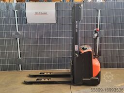 Toyota SWE140 // Triplex // Elektro // UVV