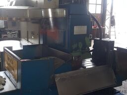 Matsuura MC-1000 V4