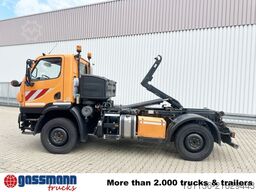 Unimog U 20 4x4, City-Abroller, Zapfwelle,