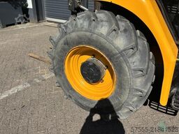 JCB 926
