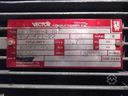 SEW-EURODRIVE DFT80K-4BH