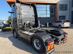 Volvo FH 460 GLOBETROTTER I SAVE / I PARKCOOL / DYNAM...