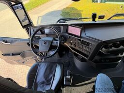 Volvo FH 460 GLOBETROTTER I SAVE / I PARKCOOL / DYNAM...