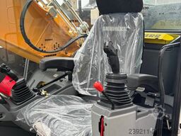 Liebherr R 930 LC (New/Unused)