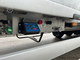 KNAPEN K200/KT01, 10 MM BODEN, ALU-CHASSI, ALU-FELGEN, 1-A LIFTACHSEN, ROLLPLANE, BODENSCHUTZPLANE