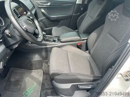 SKODA Karoq 85kW DSG STYLE * Klimaaut. * Navi *