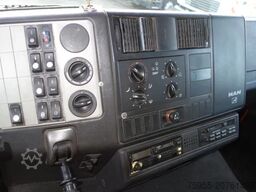 MAN 26.414 TREKKER 6X6 STEELSPRINGS