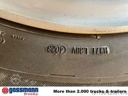Continental HCS 325/95R24 mit Felge, mehrfach