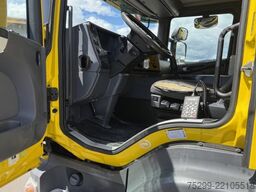 Scania P230 LB 4x2 Plane/HB / Swiss-Vehicle