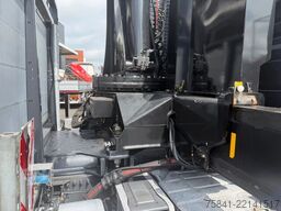 Volvo FM 500 8x4 HMF 5020 K6 + JIB FJ 1000 K5