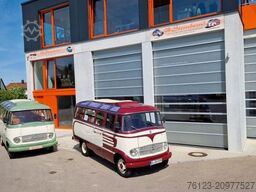 MERCEDES-BENZ Vorgänger Sprinter O 319 Samba mit Faltdach AC