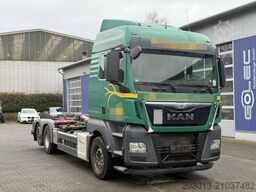 MAN TGX 26.440 Abrollkipper HYVA 20.60.S