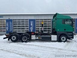 MAN TGX 26.440 Abrollkipper HYVA 20.60.S