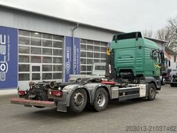 MAN TGX 26.440 Abrollkipper HYVA 20.60.S