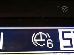 MAN TGX 26.440 Abrollkipper HYVA 20.60.S