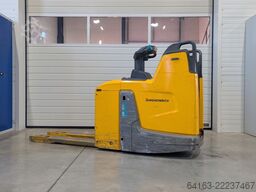 Jungheinrich ERE 225 f. P.