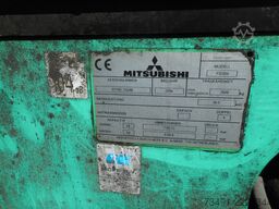 Mitsubishi FD 25 N Triplex 6,4m