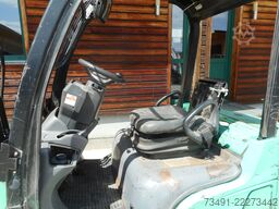 Mitsubishi FD 25 N Triplex 6,4m