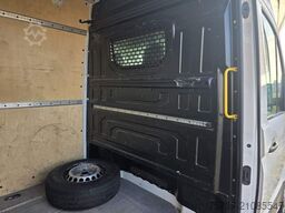 VOLKSWAGEN Crafter 3,5 to, 1+2 Sitzer, AHK, 6 Gang man Scha