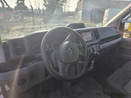 VOLKSWAGEN Crafter 3,5 to, 1+2 Sitzer, AHK, 6 Gang man Scha