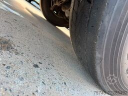 MAN TGS 26.400 * LENK/LIFTACHSE * ESTERER*UNTEN BEFÜ