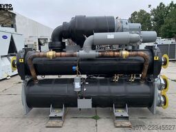 New Industrial Сhiller CARRIER - 829 KW | With warranty