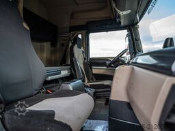 MAN TGX 18.460 XLX + INTARDER