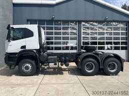 IVECO T-Way AT720T47WT H 6x6 Tractor Head