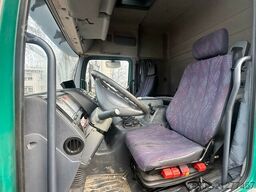 Mercedes-Benz Atego 823 4 Pferde