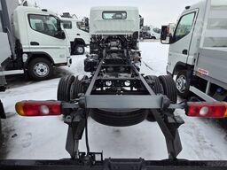 Fuso Canter 6C18 4x4 Fahrgestell