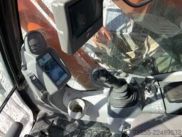 Hitachi ZX210LC-6