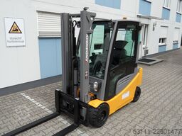 Jungheinrich EFG 320 - Kabine mit Heizung - Freihub