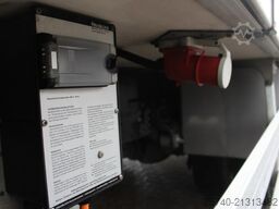 Iveco Eurocargo 140e22 + EURO 6 + LOW KM + chereau