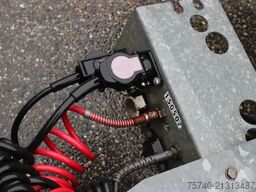 Samro 2 axle