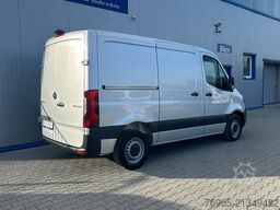 MERCEDES-BENZ Sprinter 314 AUTOMATIK NAVI TOTWINKEL KAMERA LED