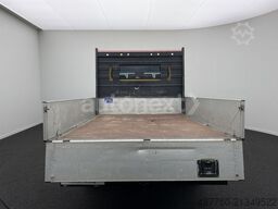 MERCEDES-BENZ Sprinter 317 DoKa Aut.*Pritsche* AHK 3,5t+6-Sitz