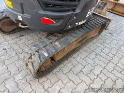 BOBCAT E26 / 2021 BJ / 2 x Löffel / 1.665 H