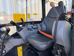 BOBCAT E26 / 2021 BJ / 2 x Löffel / 1.665 H