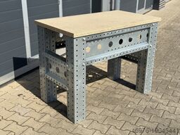 Werkbank / Abm.: 1.250x700x940 (BxTxH) Werkstatttisch Tisch