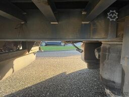 Renders RZOC 12.27 NA Rongen-Potholes / 20FT Container ...