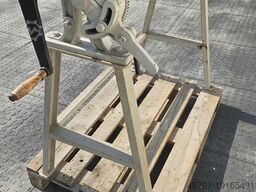 Plate Bending Machine - 3 Rolls 1050x1,2mm