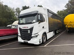 Iveco Stralis AS440ST/P