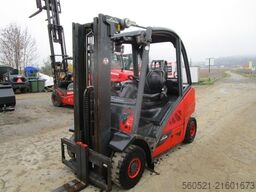 Linde H25D-02 Triplex-Freihub 4,7m + Seitenschieber