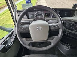 VOLVO FH 500 6X2 STEERED PTO+HYDR