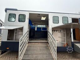 MERCEDES-BENZ ATEGO 1324  6  Pferde  Wohnung